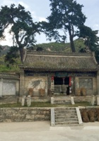 茨沟营033 封面