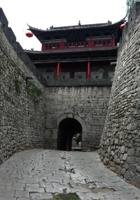 固关010 封面